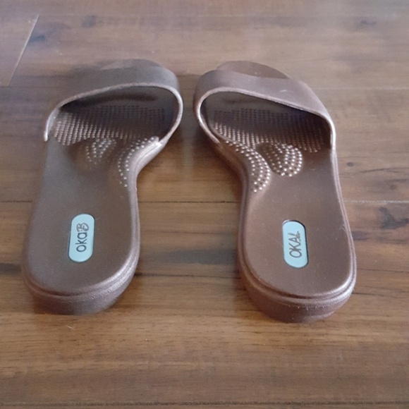 OKA b. Okabashi - Bronze Grace Slip On Sandals - Picture 4 of 4